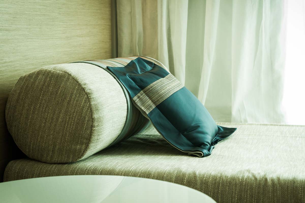 Best Twin Mattresses for Daybeds (Plus How to Choose) 2023
