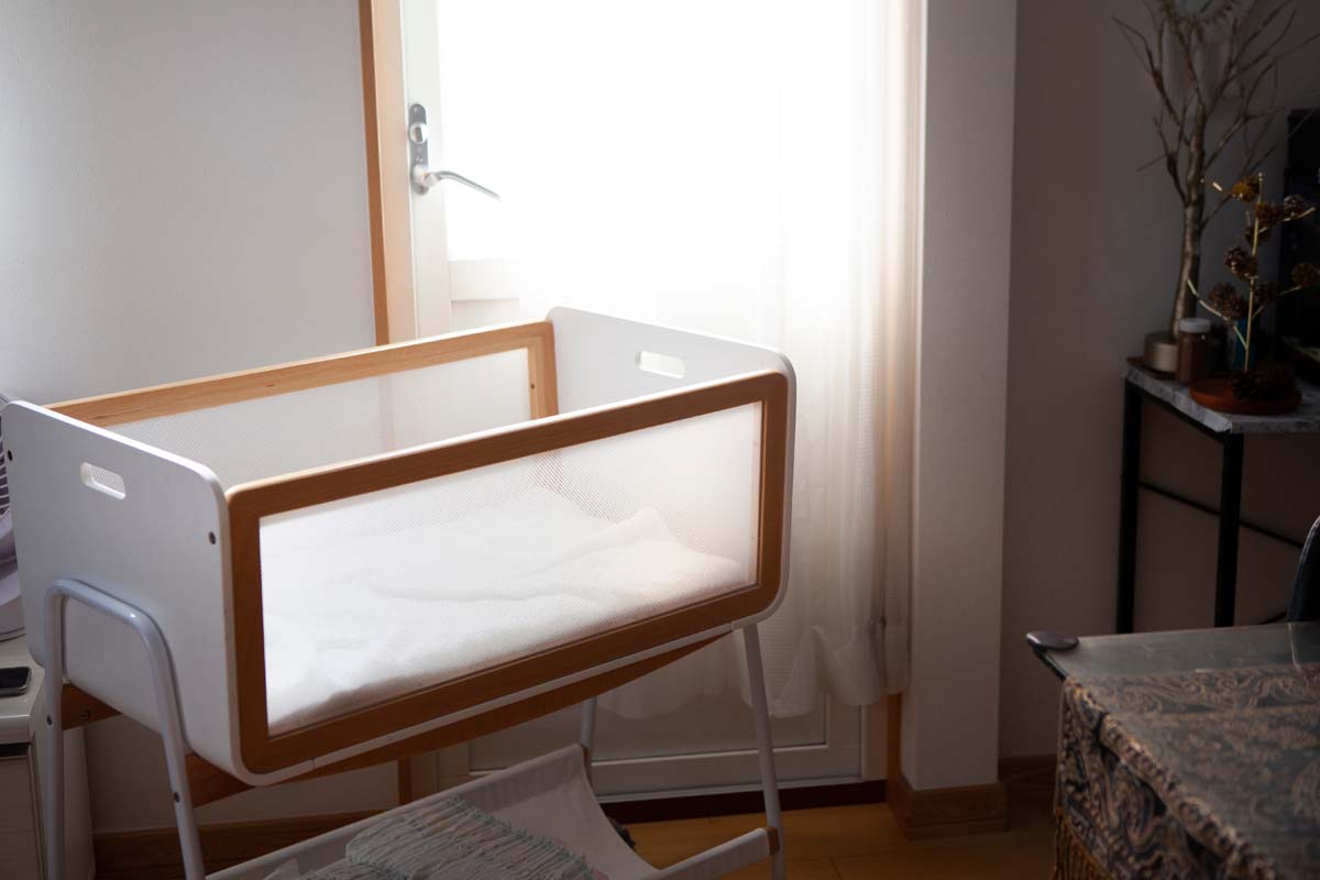 10 Best Mini Crib Mattresses in 2022 (Plus How To Choose)