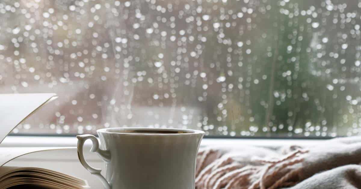 don-t-let-a-rainy-day-put-you-to-sleep-6-tips-to-stay-awake